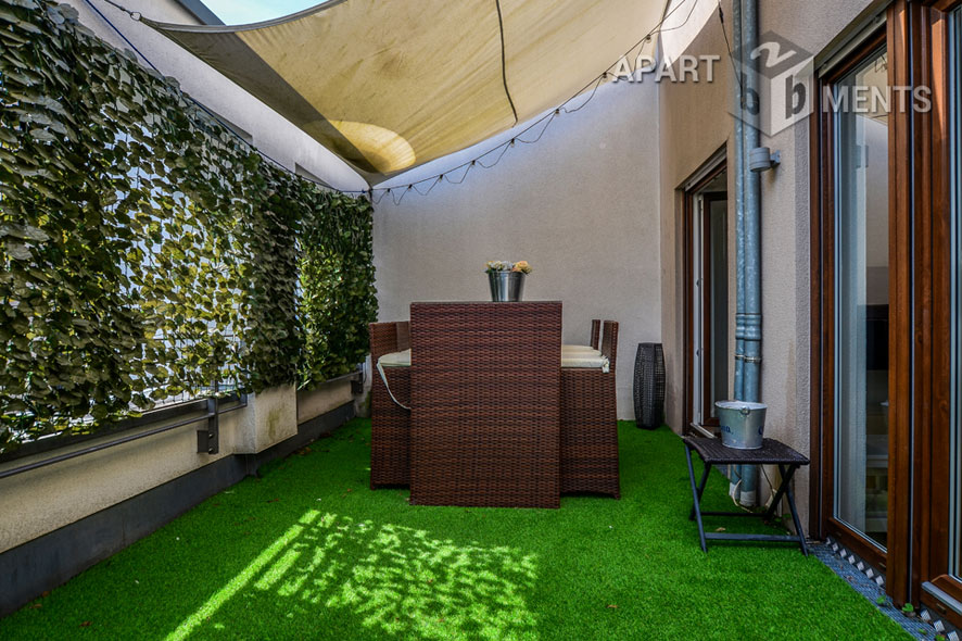 Möblierte Wohnung mit Dachterrasse in Düsseldorf-Pempelfort