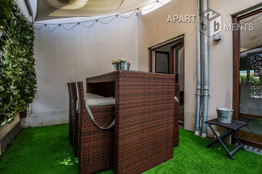 Möblierte Wohnung mit Dachterrasse in Düsseldorf-Pempelfort
