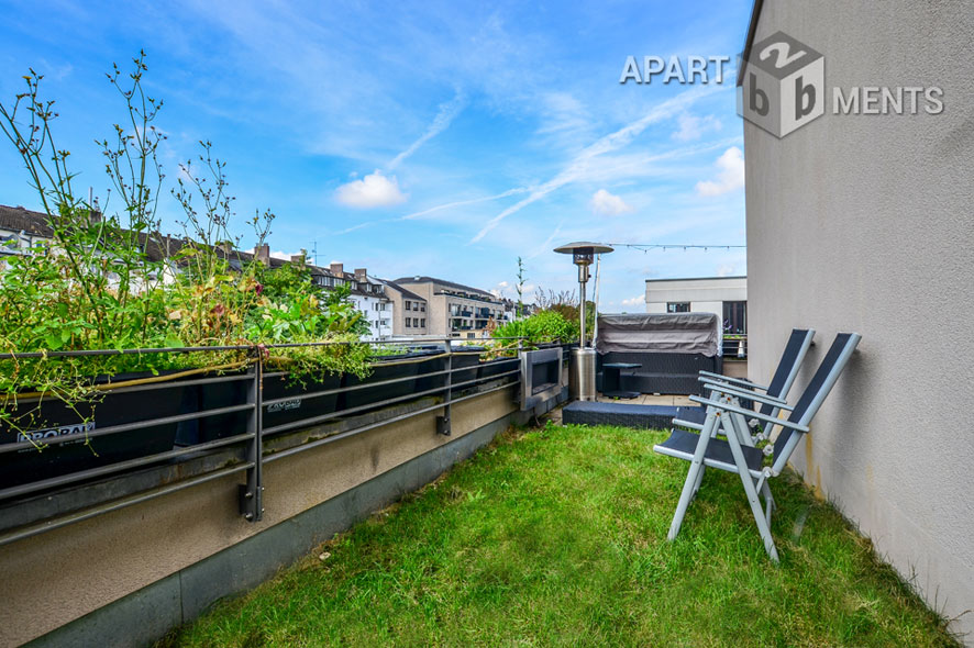 Möblierte Wohnung mit Dachterrasse in Düsseldorf-Pempelfort