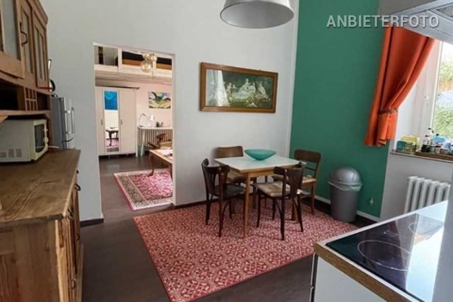 Stylisch im Retro-Stil möblierte Wohnung in Düsseldorf-Pempelfort