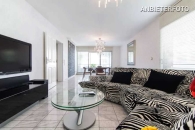 Exclusiv möblierte 3-Zimmer-Wohnung in bester Lage in Düsseldorf-Carlstadt