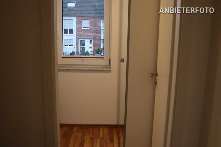 Modernes und möbliertes Einfamilienhaus in Neuss zwischen Düsseldorf und Köln