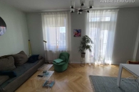 Möblierte Wohnung mit Balkon in Düsseldorf-Stadtmitte