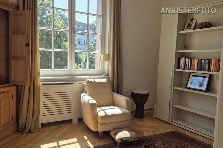 Exclusive apartment spacious and furnished in Düsseldorf-Carlstadt