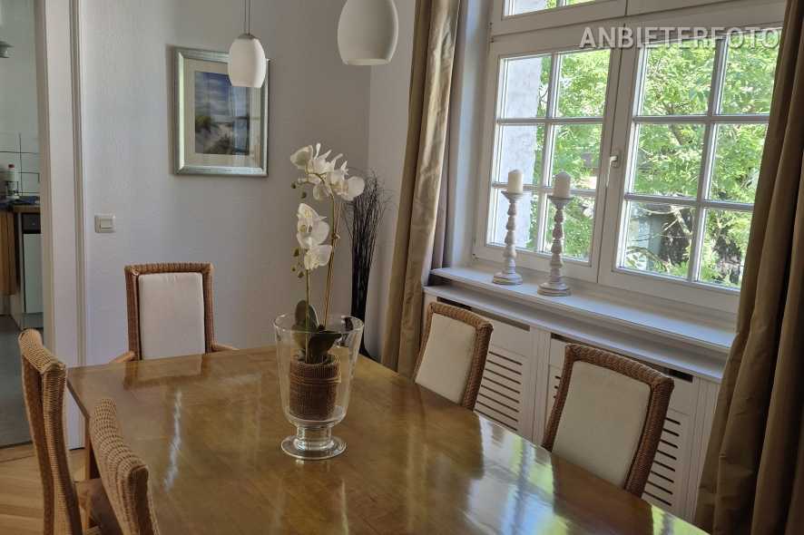 Exclusive apartment spacious and furnished in Düsseldorf-Carlstadt