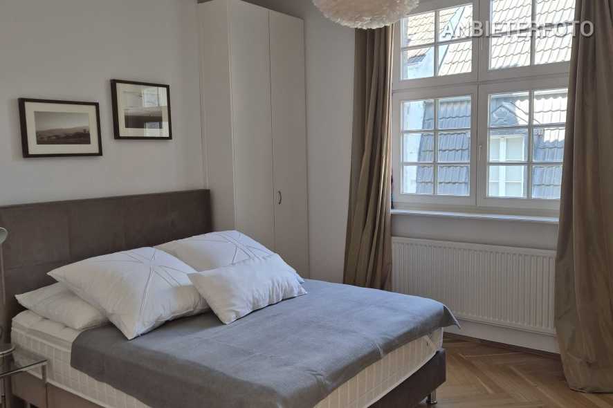 Exclusive apartment spacious and furnished in Düsseldorf-Carlstadt