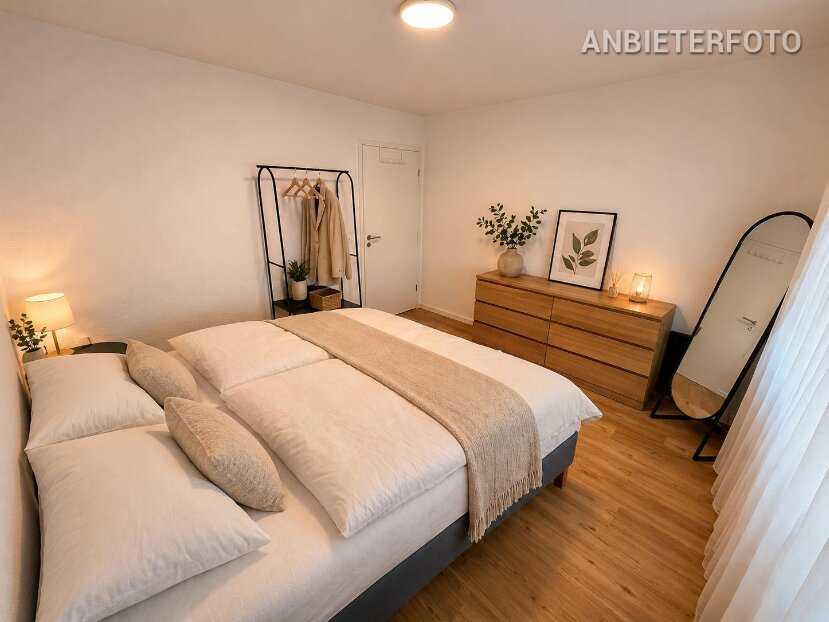 Geräumige 4-Zimmer-Wohnung möbliert und mit Balkon in Neuss-Vogelsang