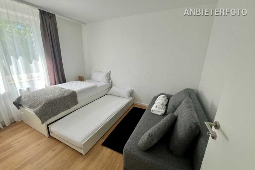 Geräumige 4-Zimmer-Wohnung möbliert und mit Balkon in Neuss-Vogelsang