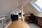 Möblierte Maisonettewohnung mit Südwest-Balkon in Düsseldorf-Rath