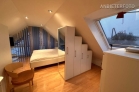 Möblierte Maisonettewohnung mit Südwest-Balkon in Düsseldorf-Rath