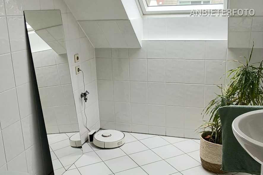 Möblierte Maisonette mit Balkon in Düsseldorf-Stadtbezirk 7-Gerresheim