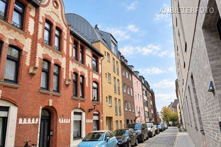 Möblierte 2-Zimmer-Wohnung in Düsseldorf-Altstadt - Erstbezug nach Modernisierung 2026