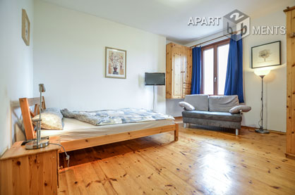 Neat furnished single apartment in Bonns old town location near the city centre