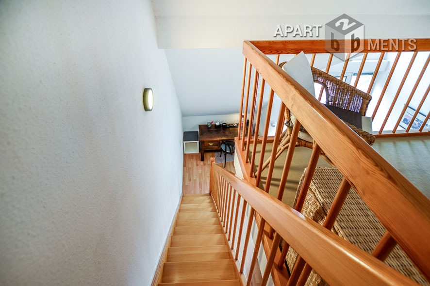 Möblierte Maisonette der gehobenen Kategorie mit Balkon in Bonn-Endenich