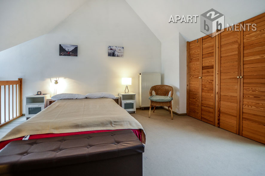 Möblierte Maisonette der gehobenen Kategorie mit Balkon in Bonn-Endenich