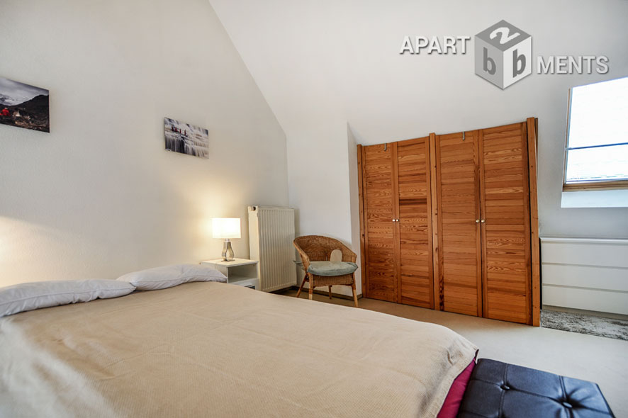 Möblierte Maisonette der gehobenen Kategorie mit Balkon in Bonn-Endenich