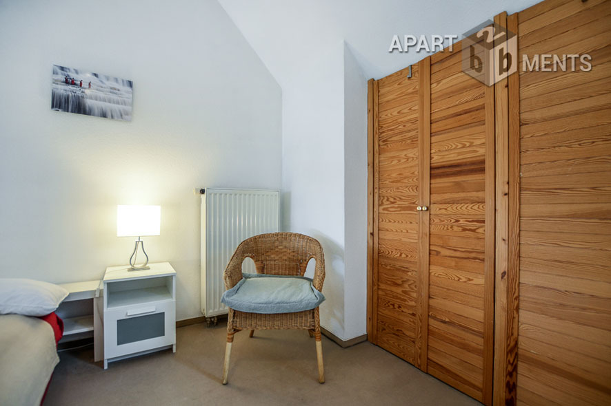 Möblierte Maisonette der gehobenen Kategorie mit Balkon in Bonn-Endenich