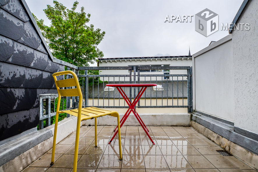 Möblierte Maisonette der gehobenen Kategorie mit Balkon in Bonn-Endenich