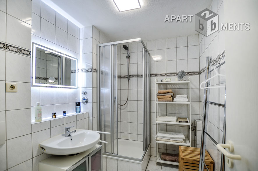 Möblierte Maisonette der gehobenen Kategorie mit Balkon in Bonn-Endenich