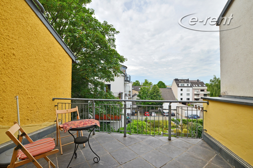 Furnished old building flat in central location in Bonn-Beuel-Mitte