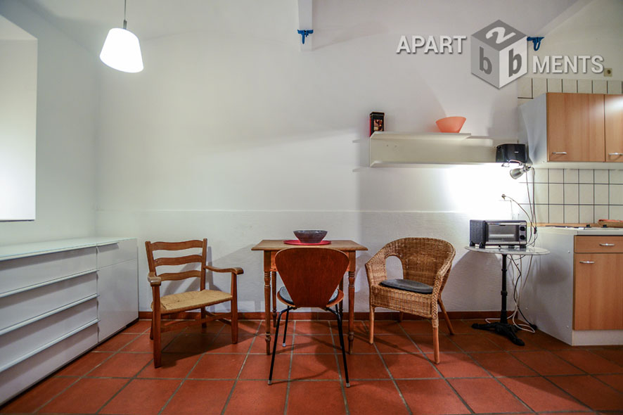 Möbliertes Apartment mit Terrasse in schöner Südstadtlage in Bonn