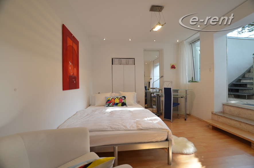 Möbliertes Mini-Apartment in traumhafter Lage am Rhein in Bonn-Castell