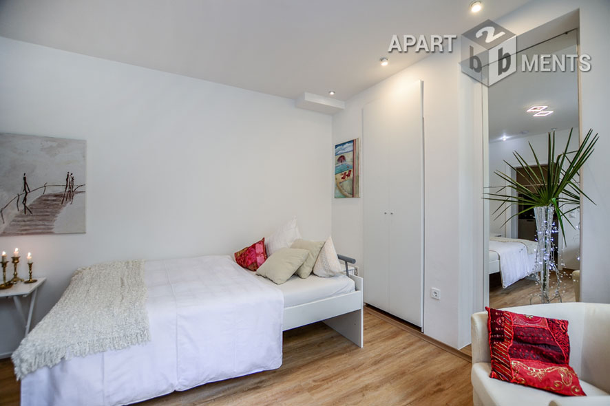 Möbliertes Mini-Apartment in traumhafter Lage am Rhein in Bonn-Castell