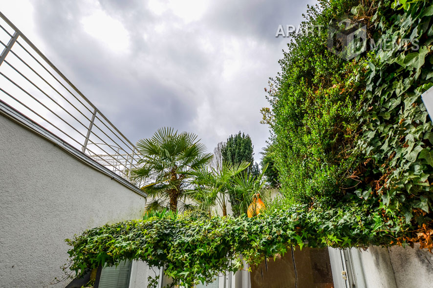 Möbliertes Mini-Apartment in traumhafter Lage am Rhein in Bonn-Castell