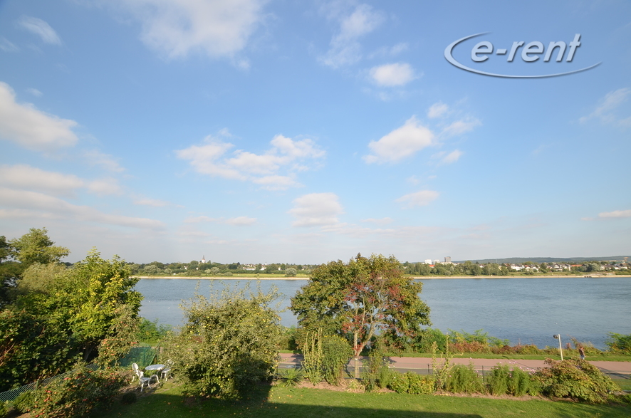 Möbliertes Mini-Apartment in traumhafter Lage am Rhein in Bonn-Castell