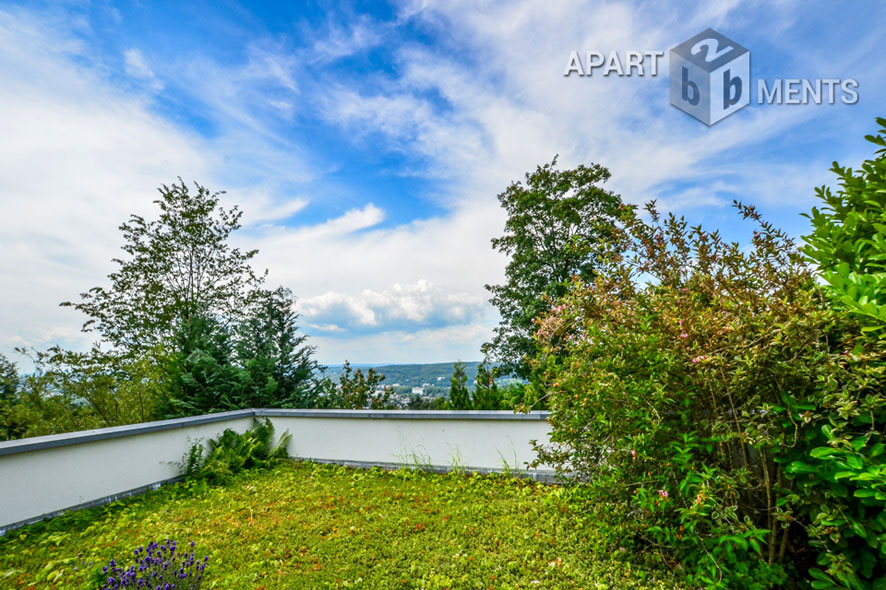 Möbliertes Dachstudio mit großen Panoramafenstern in Bad Honnef