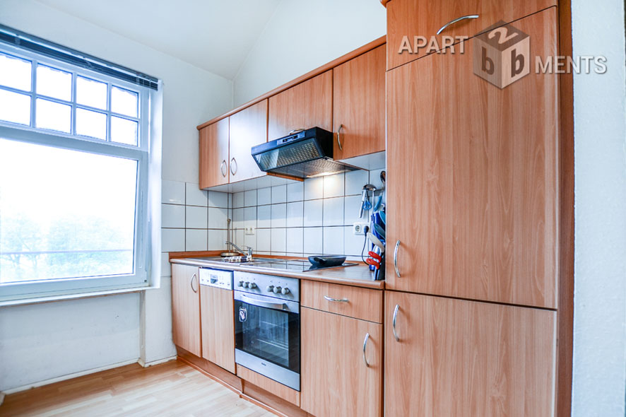 3 room apartment of the top category in city near old town location