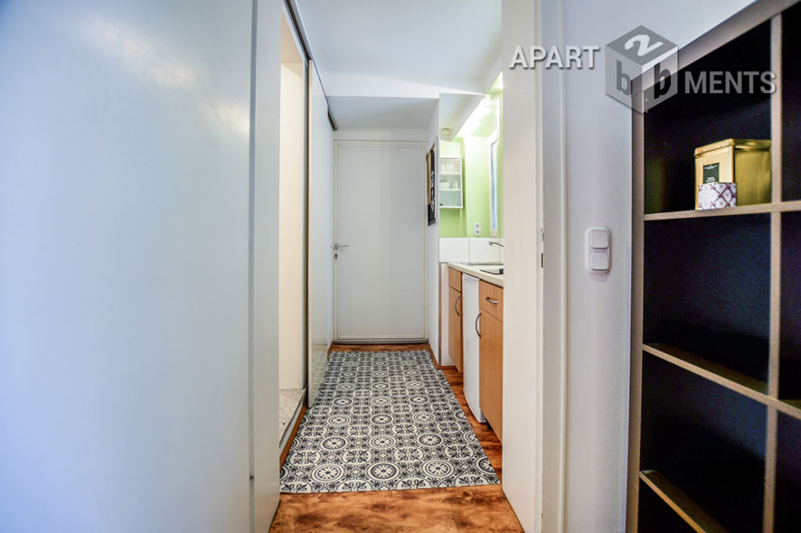 Modern furnished flat in renovated old villa in Bonn-Gronau