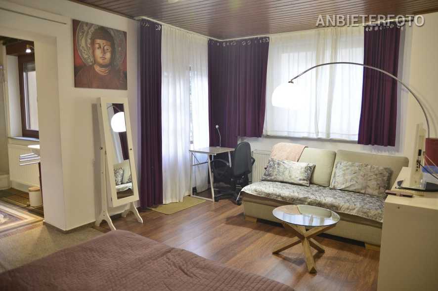 Modern möblierte Wohnung mit Terrasse in Bonn-Plittersdorf