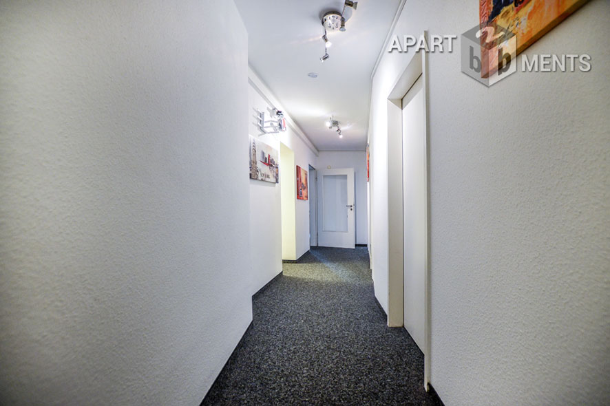 Furnished and spacious room in a neat business apartment-sharing community in Bonn-Gronau