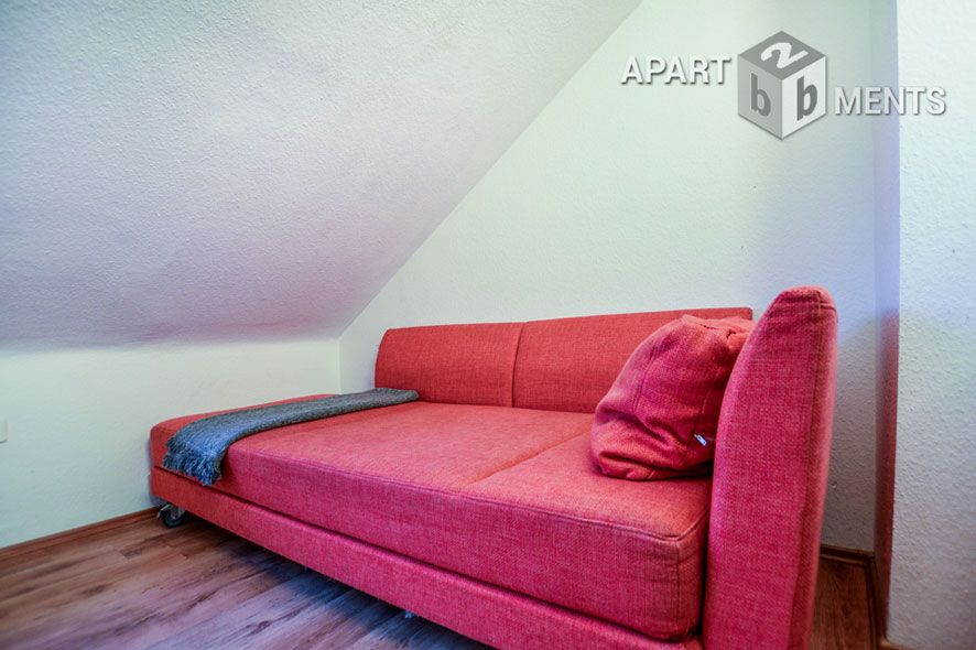 Furnished attic apartment in quiet location in Troisdorf-Spich