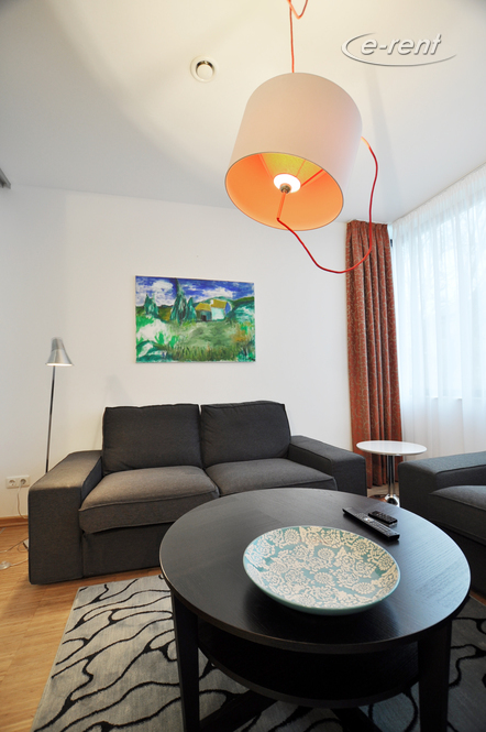 Hochwertig möblierte Citywohnung in modernem Passivhaus in Bonn-Kessenich