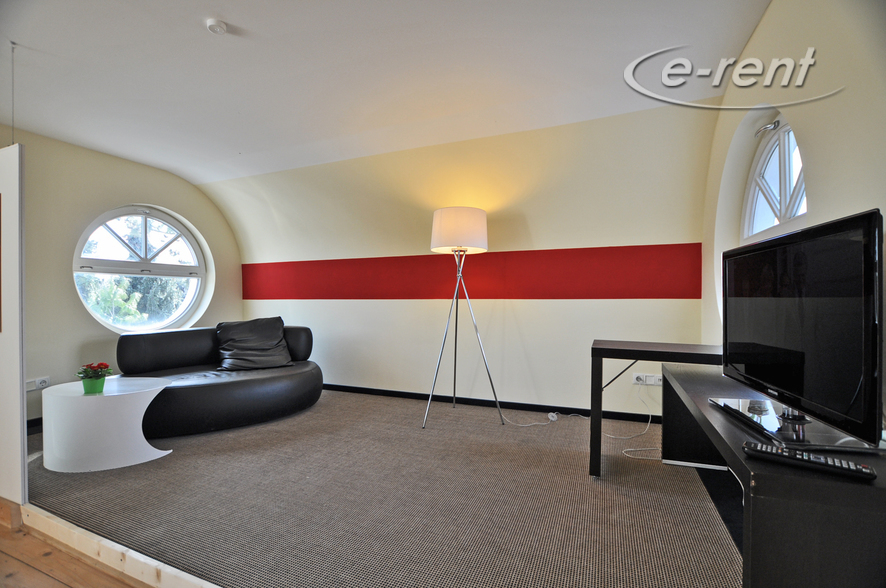 modern furnished and spacious attic studio in Bonn-Vilich