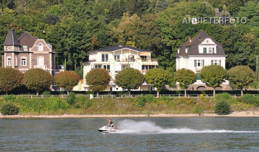 Exklusiv möblierte Wohnung in Königswinter mit direktem Panorama-Rheinblick