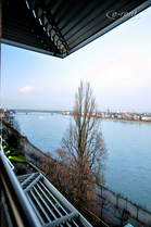 Modern möblierte helle Luxuswohnung in Bonn-Gronau
