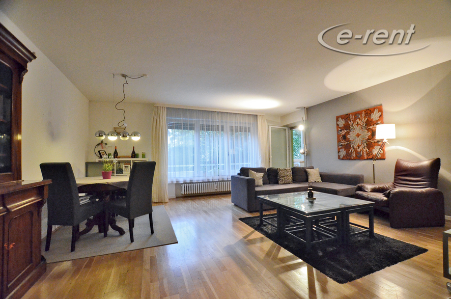 Spacious 3-room apartment with classic furnishings
