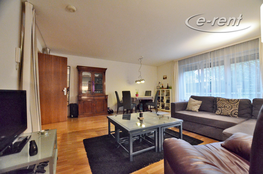 Spacious 3-room apartment with classic furnishings