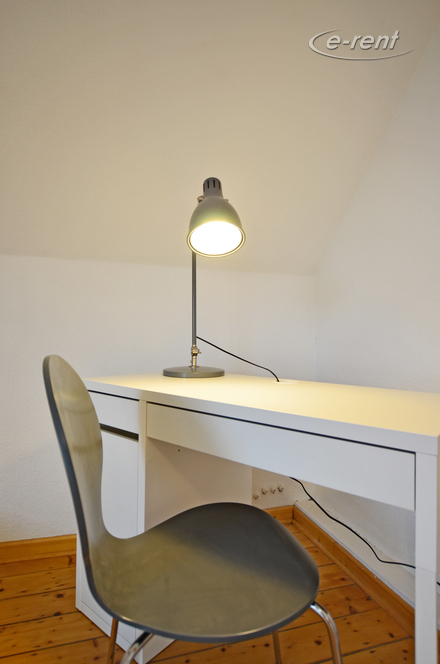 Modern möblierte Dachwohnung in Bonn-Poppelsdorf, Grenze Weststadt