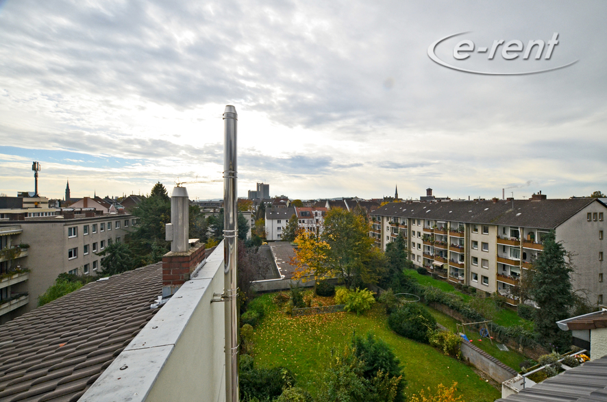 Moderne 2 Zimmer-Dachgeschosswohnung in ruhiger Lage mit kurzen Wegen zur Altstadt und zum Zentrum Bonn