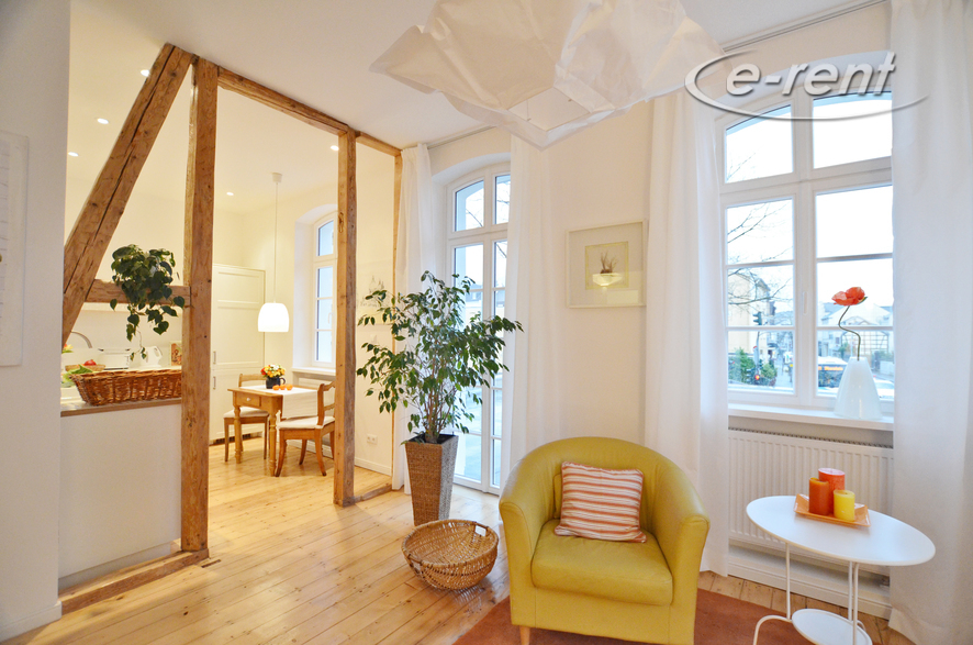 near Bonn: charming furnished apartment in an old building in Königswinter