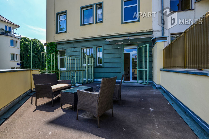 Charmant möblierte Altbauwohnung in bester Wohnlage in Bonn-Weststadt