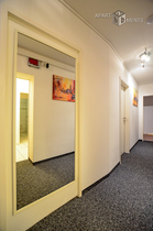 Möbliertes und geräumiges Zimmer in gepflegter Business-WG in Bonn-Gronau