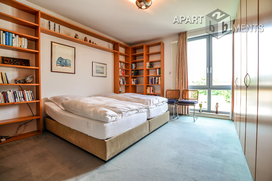 Möblierte Wohnung mit Rheinblick vom Balkon in Bonn-Plittersdorf