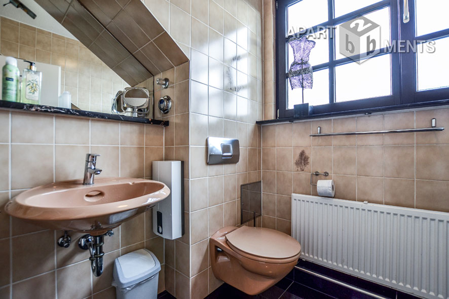 Sonnige und möblierte Maisonette mit großer Terrasse in Bonn-Beuel-Mitte