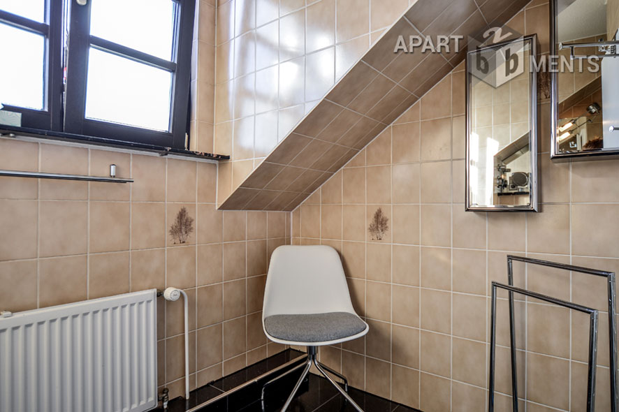 Sonnige und möblierte Maisonette mit großer Terrasse in Bonn-Beuel-Mitte