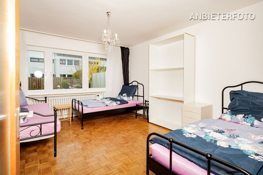 Möbliertes Einfamilien-Reihenmittelhaus mit Garten in Bonn-Castell